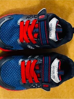 Stride Rite Navy and Red Toddler Sneakers leather and mesh 5M EU 21 easy walker